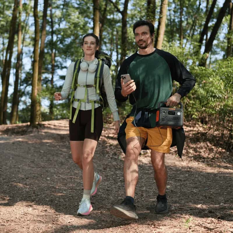 Jackery Explorer 300 v2 288Wh 300W — vista 5