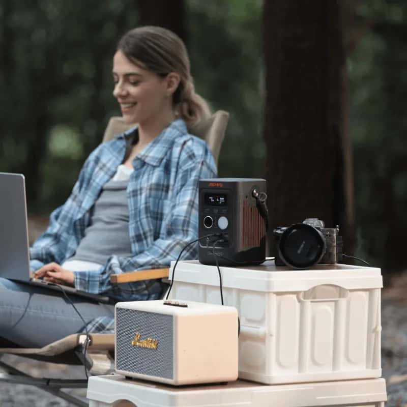 Jackery Explorer 300D 288Wh USB-C 300W — vista 4